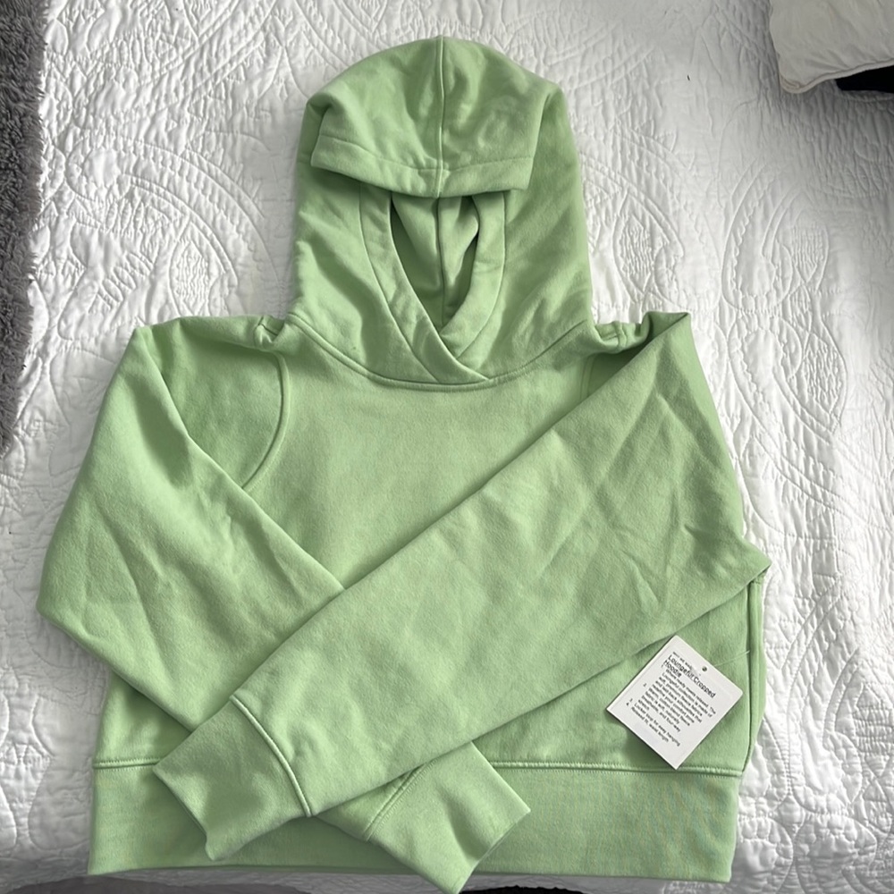 NWT Lululemon Loungeful Cropped Hoodie Sz 4